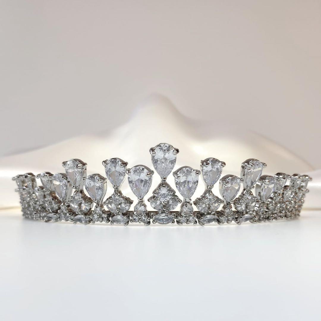 【美品】1stオーナー　Ivory&Co. TEARDROP ティアラ