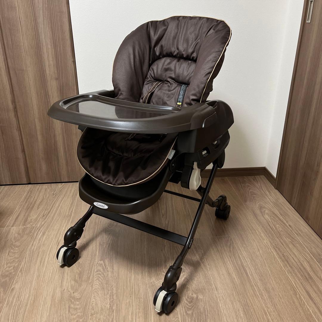 コンビ ネムリラ4キャス オートスウィング 電動ハイローチェア 説明書付き