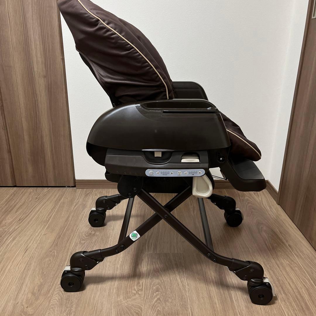 コンビ ネムリラ4キャス オートスウィング 電動ハイローチェア 説明書付き