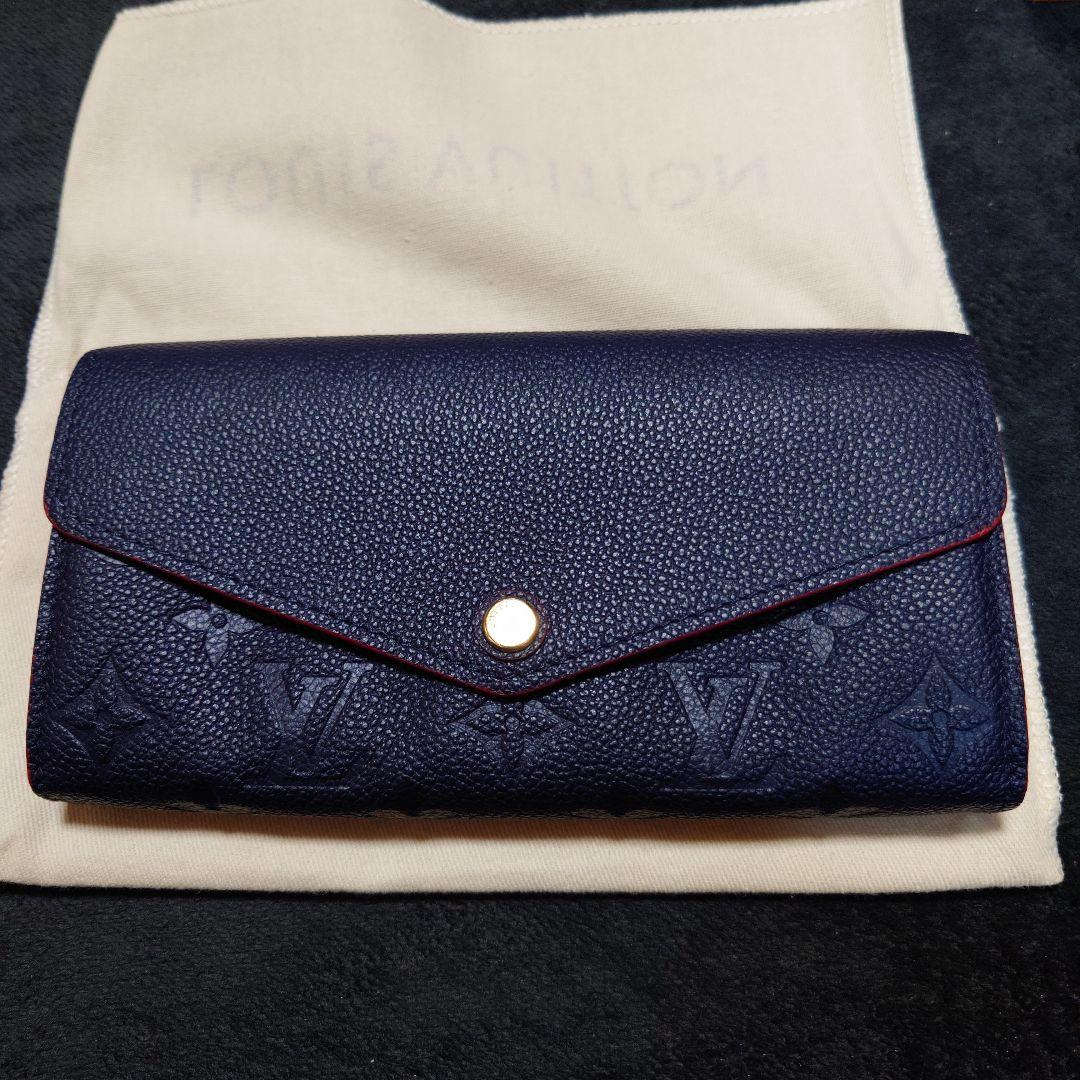 ミッキールイヴィトンポルトフォイユサラアンプラント