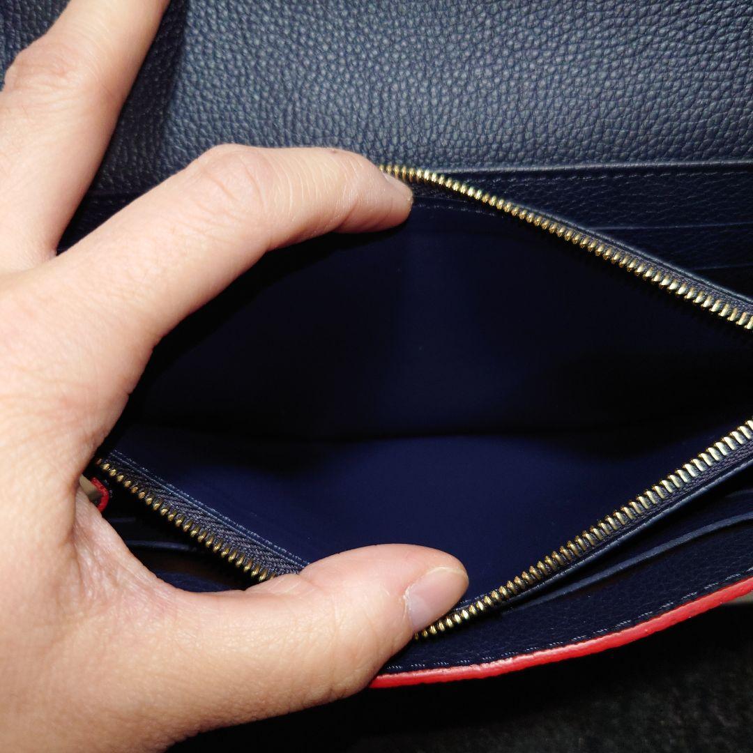 ミッキールイヴィトンポルトフォイユサラアンプラント