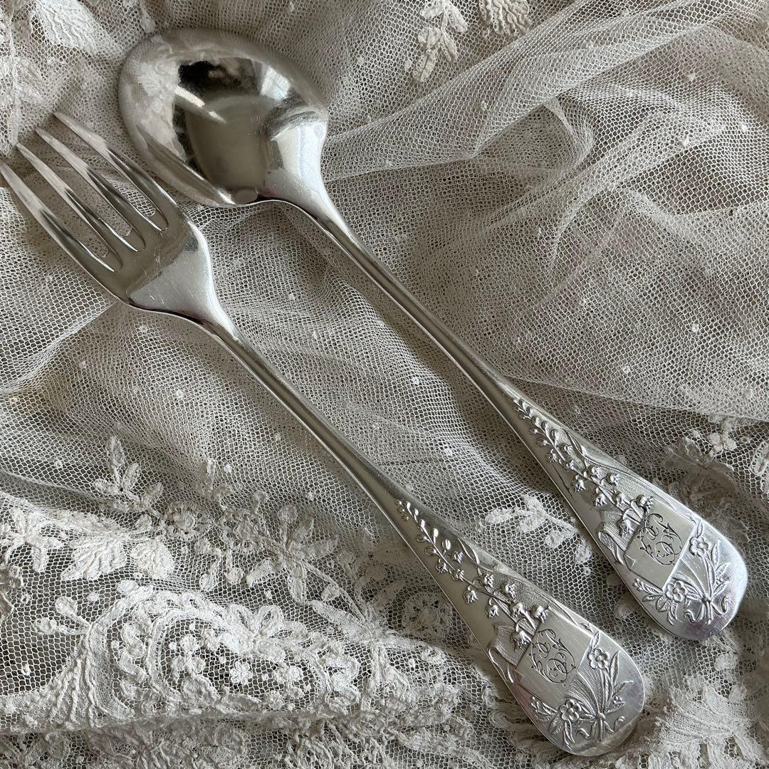 【C-４】フランスアンティーク　すずらん　スプーン＆フォーク　1組　モノグラム