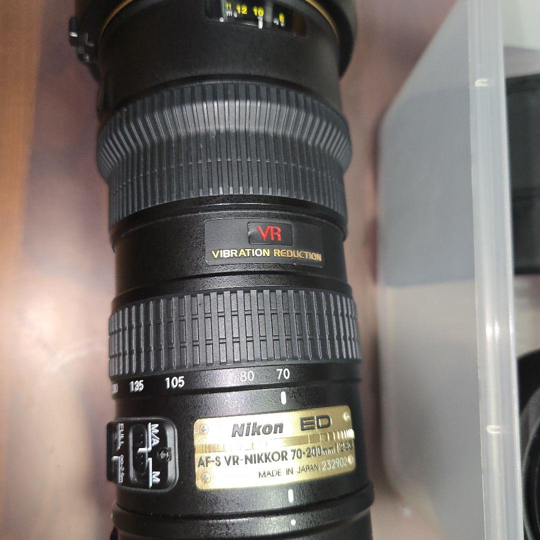 Nikon AF-S VR NIKKOR 70-200mm ズームレン
