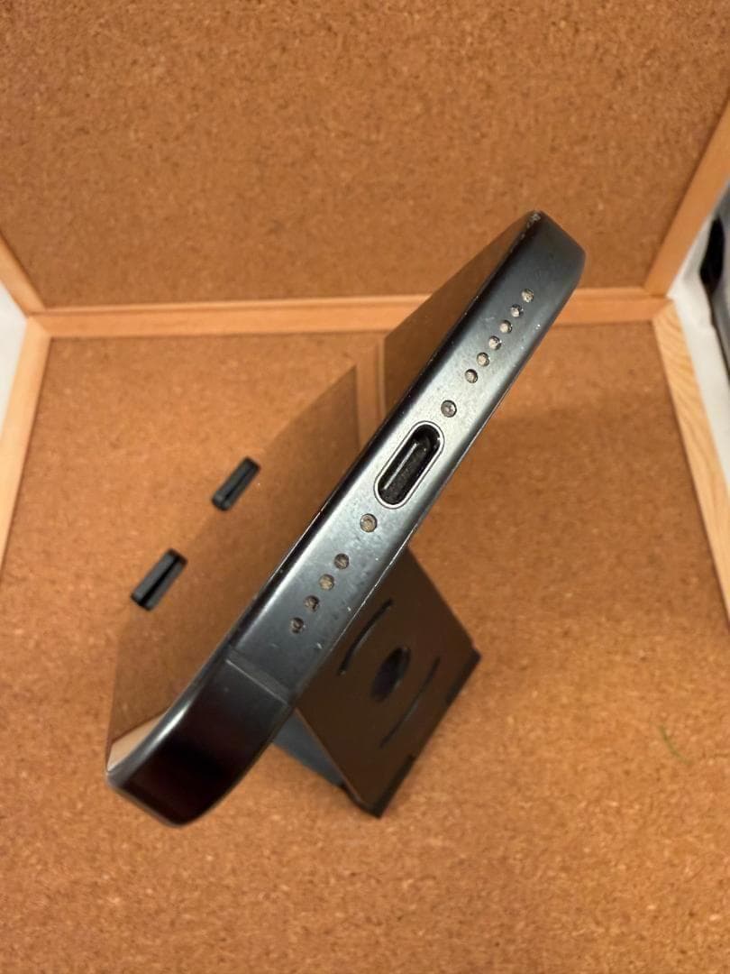 iPhone 15 Pro MAX ブラック 1024 GB 海外版SIMフリー