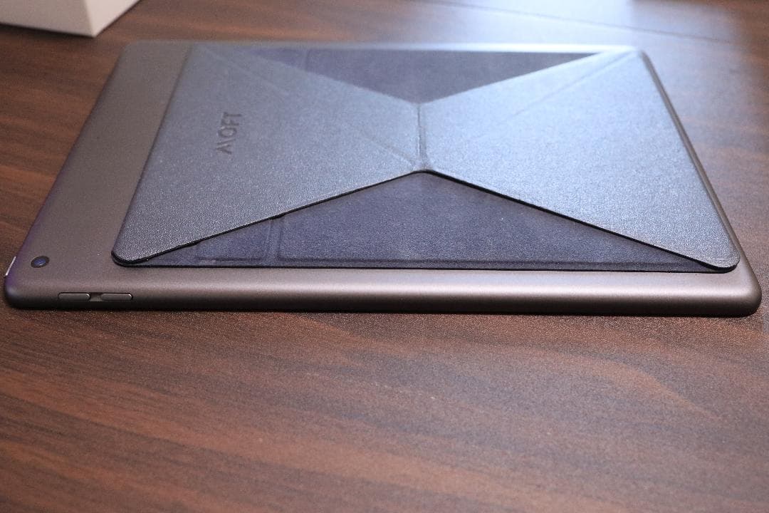 iPad (第7世代) スペースグレー