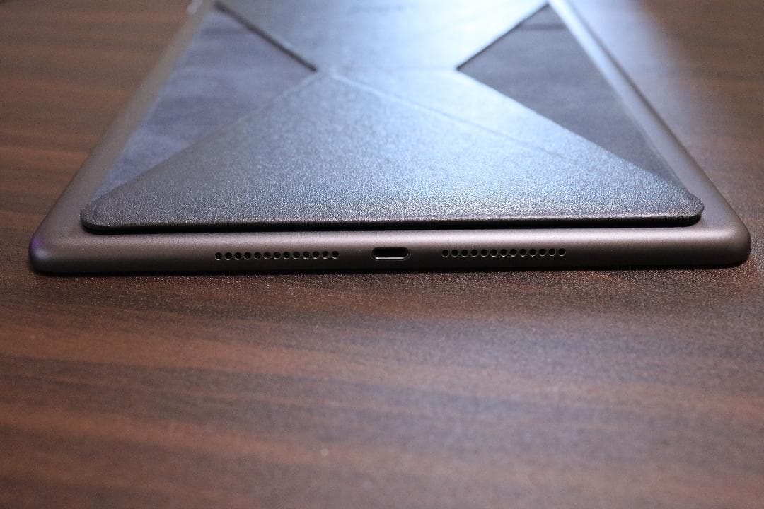 iPad (第7世代) スペースグレー