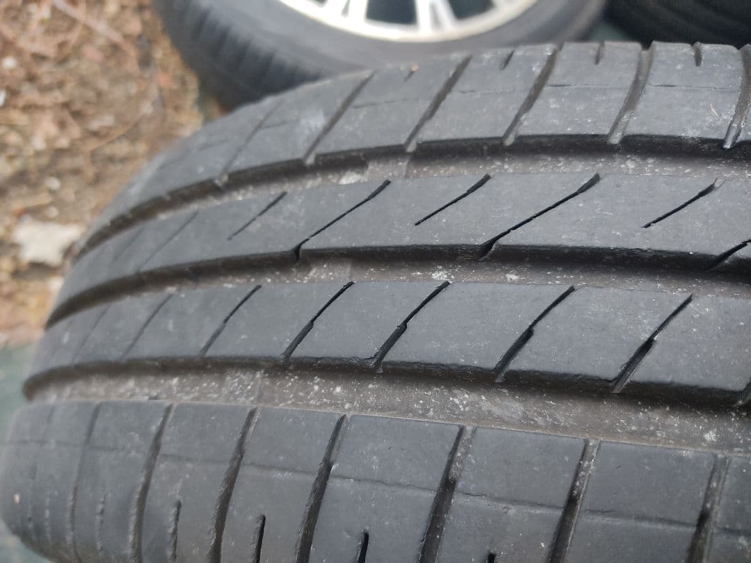 タイヤ・ホイール akn