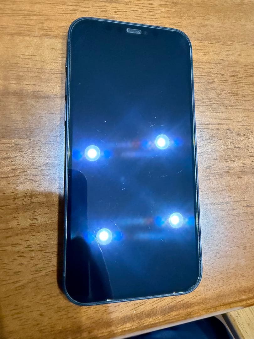 Apple iPhone 12 本体　iPhone12用箱、ケーブル付き