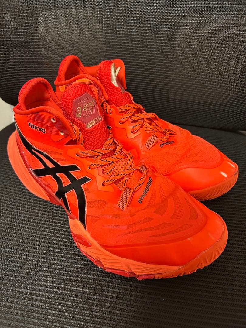 アシックス メタライズ東京オリンピック限定カラー バレーボールシューズ 26.5