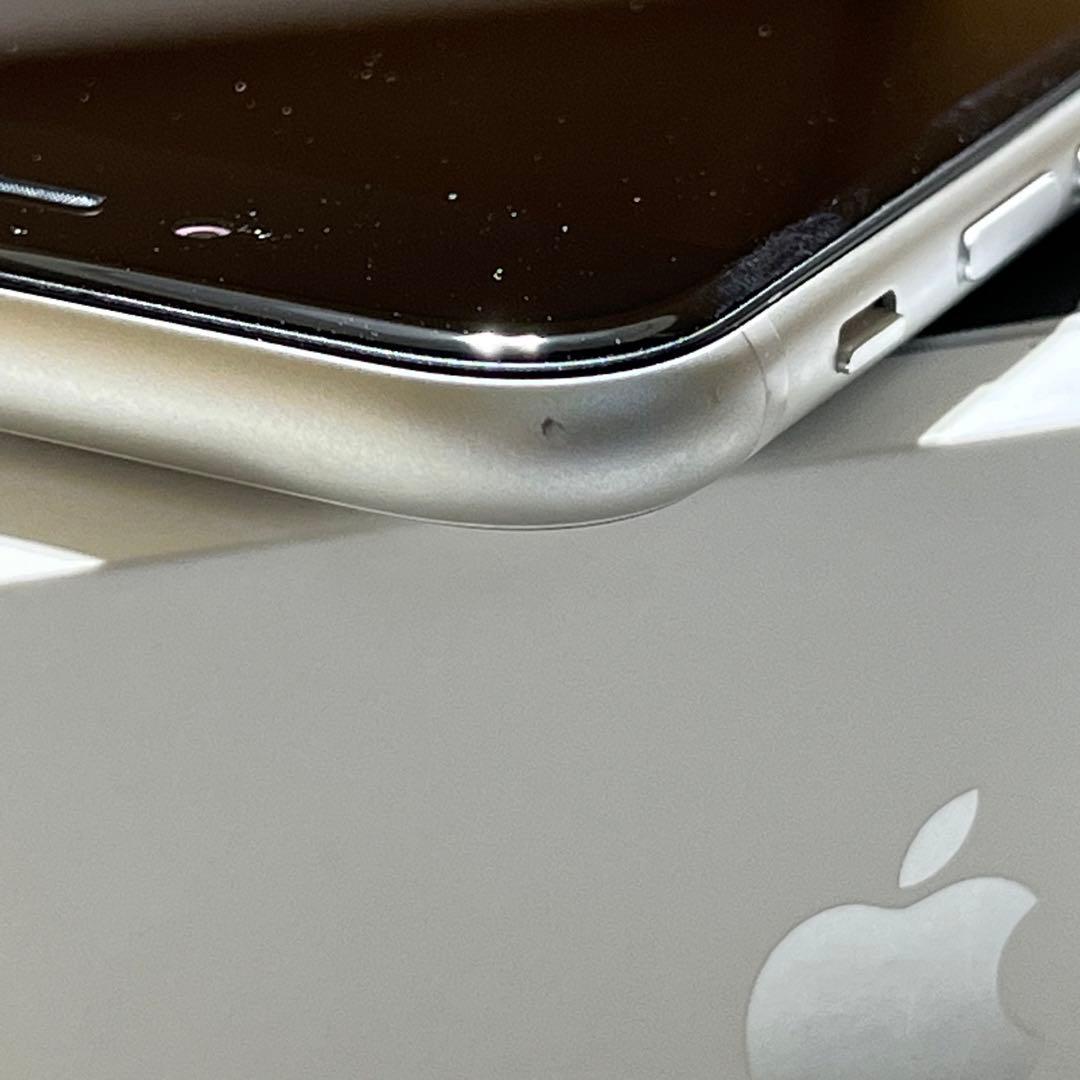 iPhone SE 第2世代 (SE2) ホワイト 128GB docomo