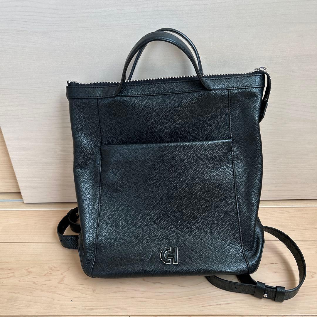 taya elpisCOLE HAAN 黒 レザー リュック