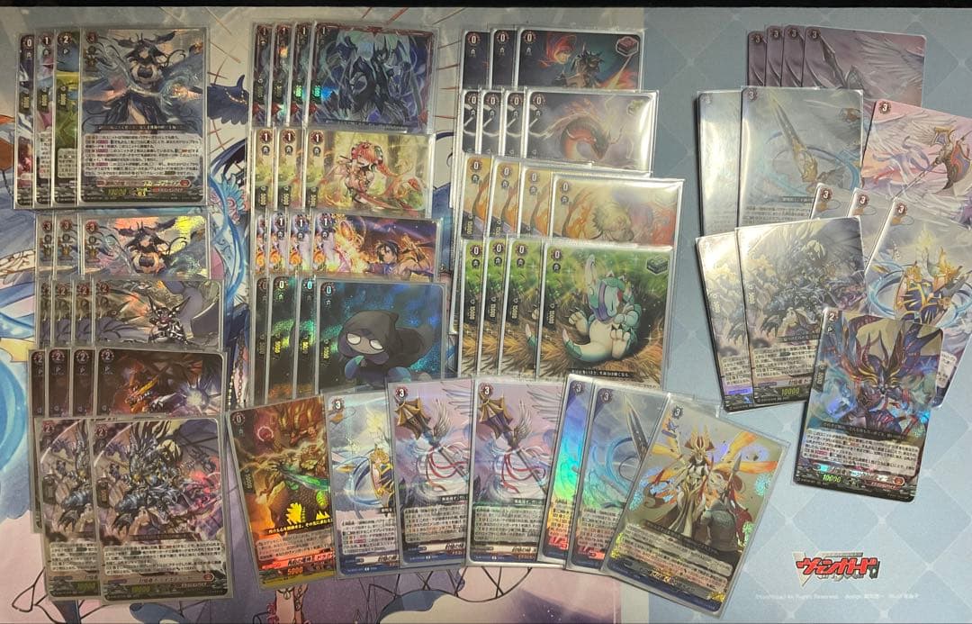 バヴサーガラ・アークシャイアデッキ　プレイマット　スリーブ付き　ヴァンガード