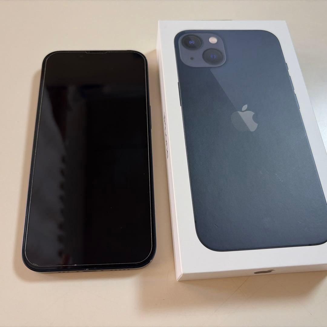 Apple iPhone 13 本体