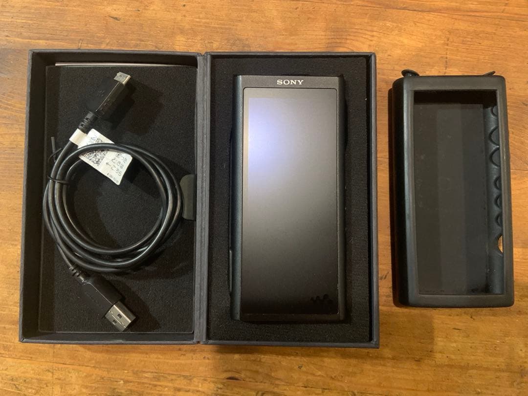 ポータブルプレーヤー SONY walkman NW-ZX300G 128GB