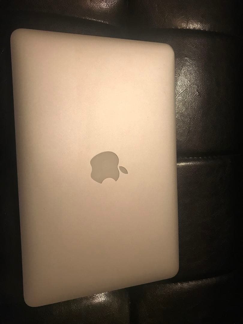【動作確認済】MacBook air/6.1 /core i5/11㌅【美品】