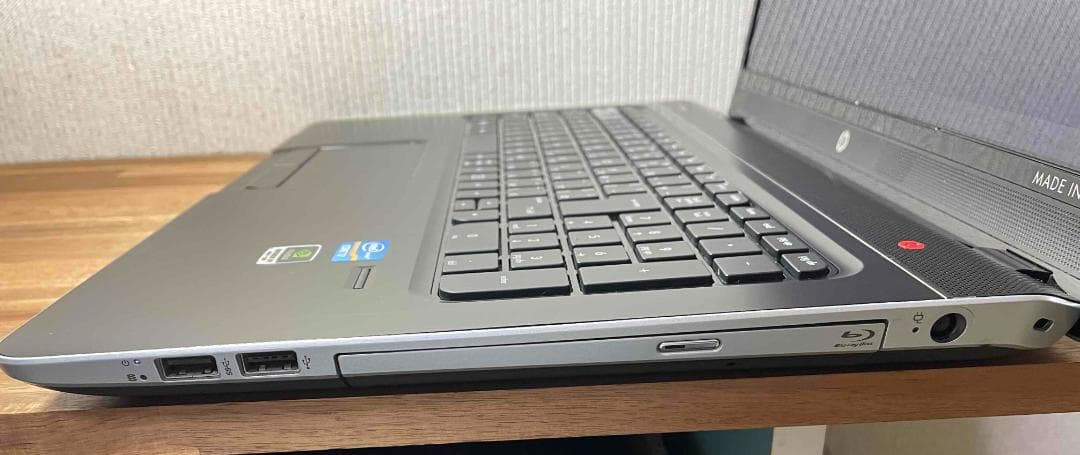 HP ENVY 大画面17.3インチ メモリ12GBSSD240GB 外装難あり