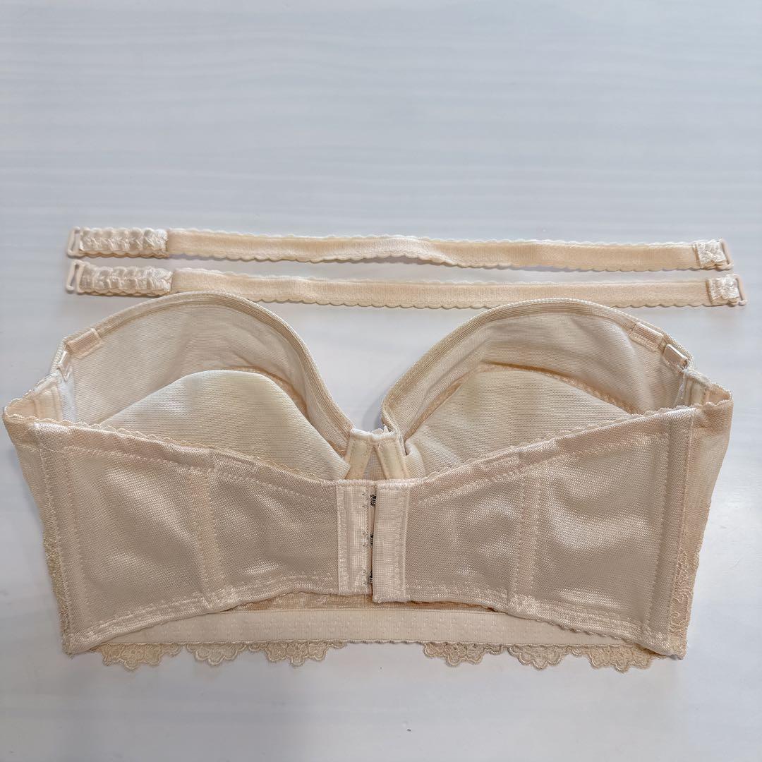 フォーシスアンドカンパニー　ブライダルインナー　E70 64 70