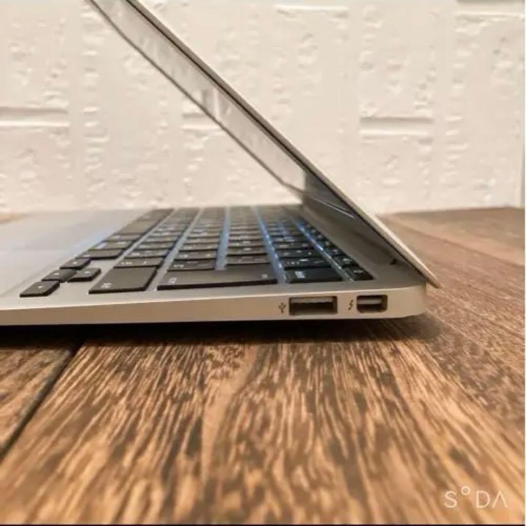 【中古】Apple Macbook Air Intel Core i5
