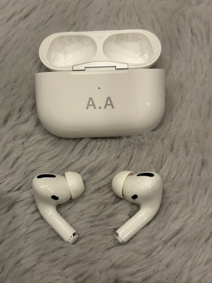 Apple AirPodsPro 第1世代★シリコンケース付き