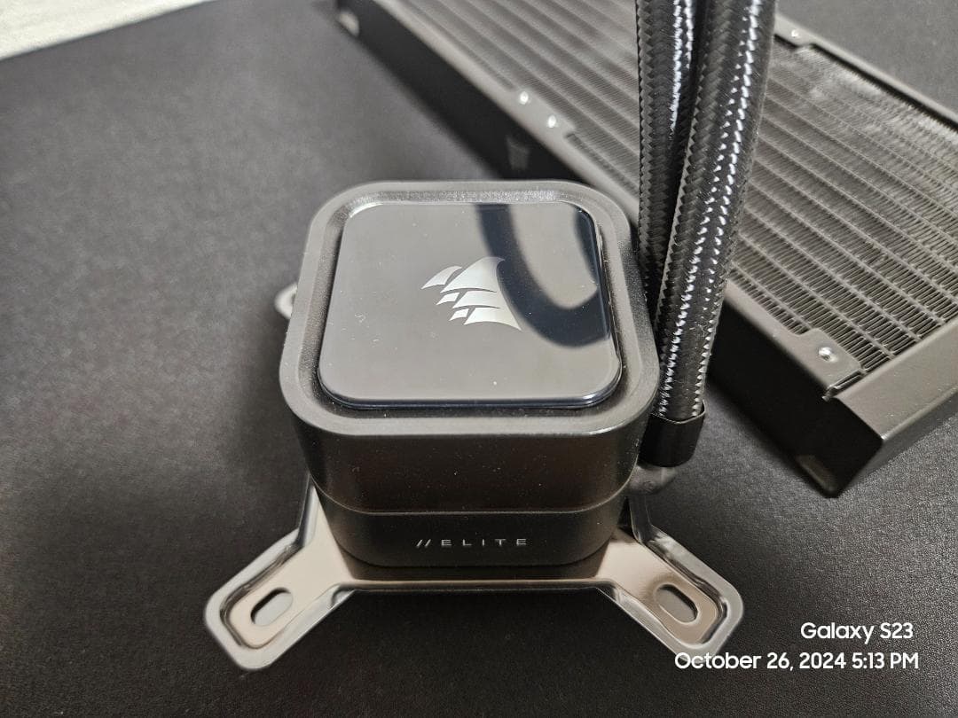 PC用ファン・クーラー Corsair iCUE H100i RGB Elite 240mm