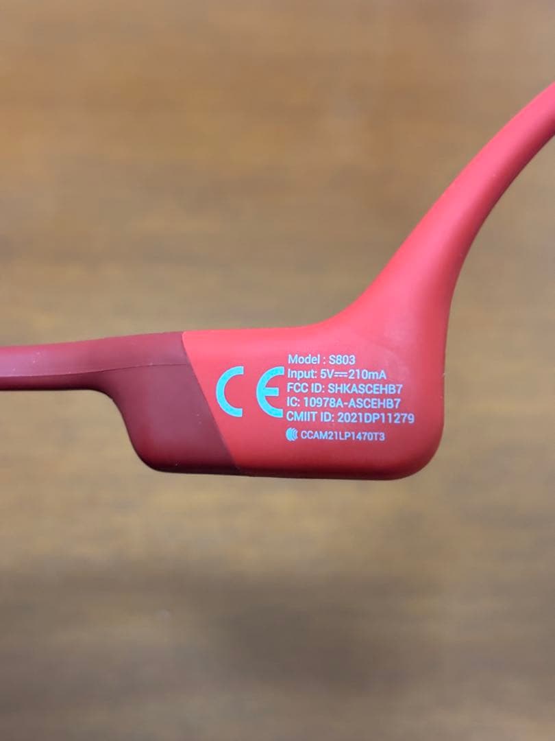 SHOKZ OPENRUN 骨伝導イヤホン レッド