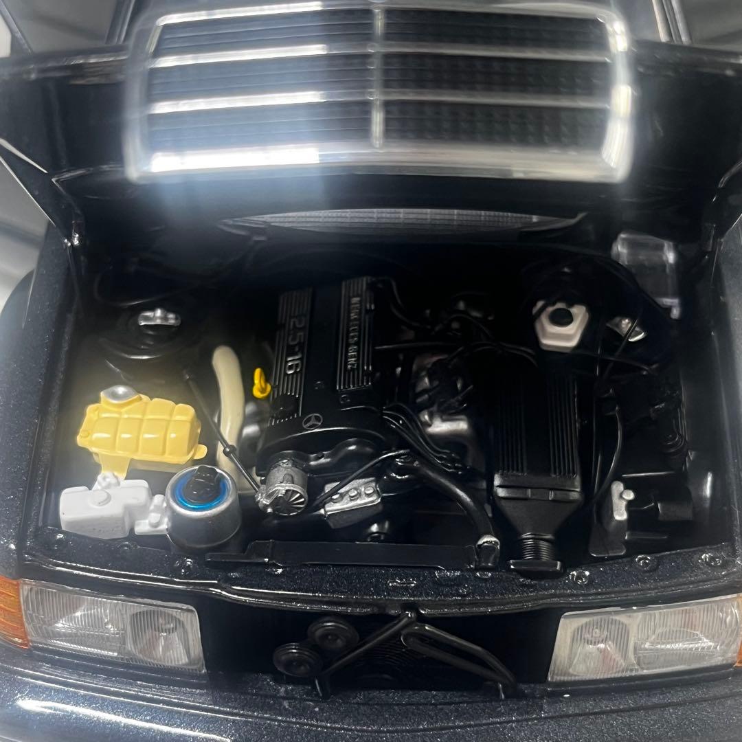 ディラー別注品 AUTOart ベンツ 190E 2.5-16 ※訳アリ品！