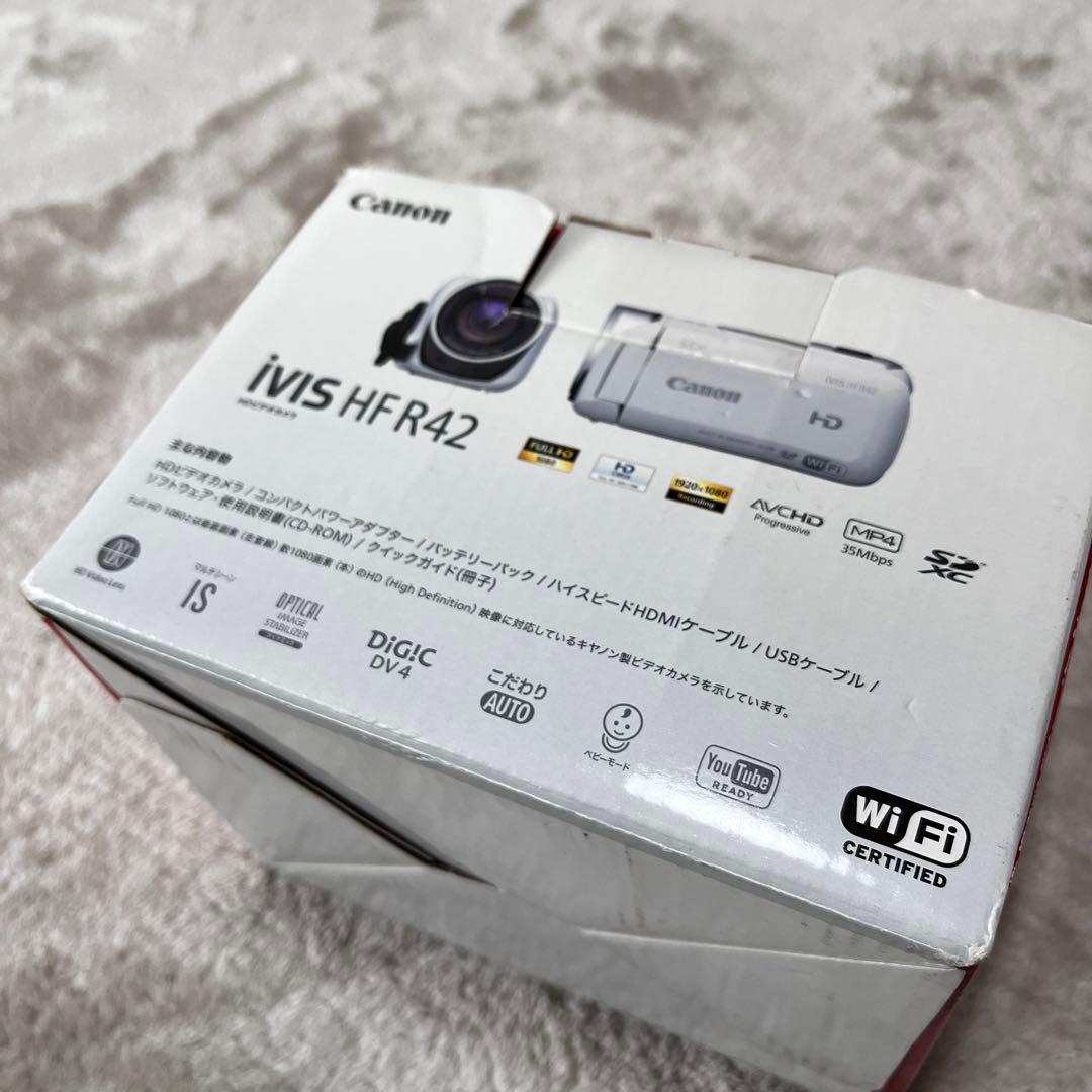 極美品　Canon キャノン　ビデオカメラ iVIS HF R42 ピンク