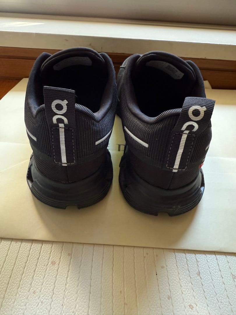 靴 On/Cloud 6 Waterproof