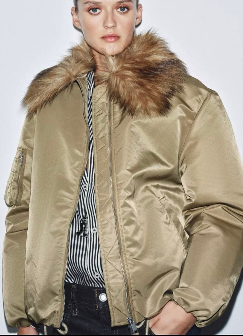 ZARA フェイクファー襟　ボンバージャケットZWCOLLECTION Sサイズ