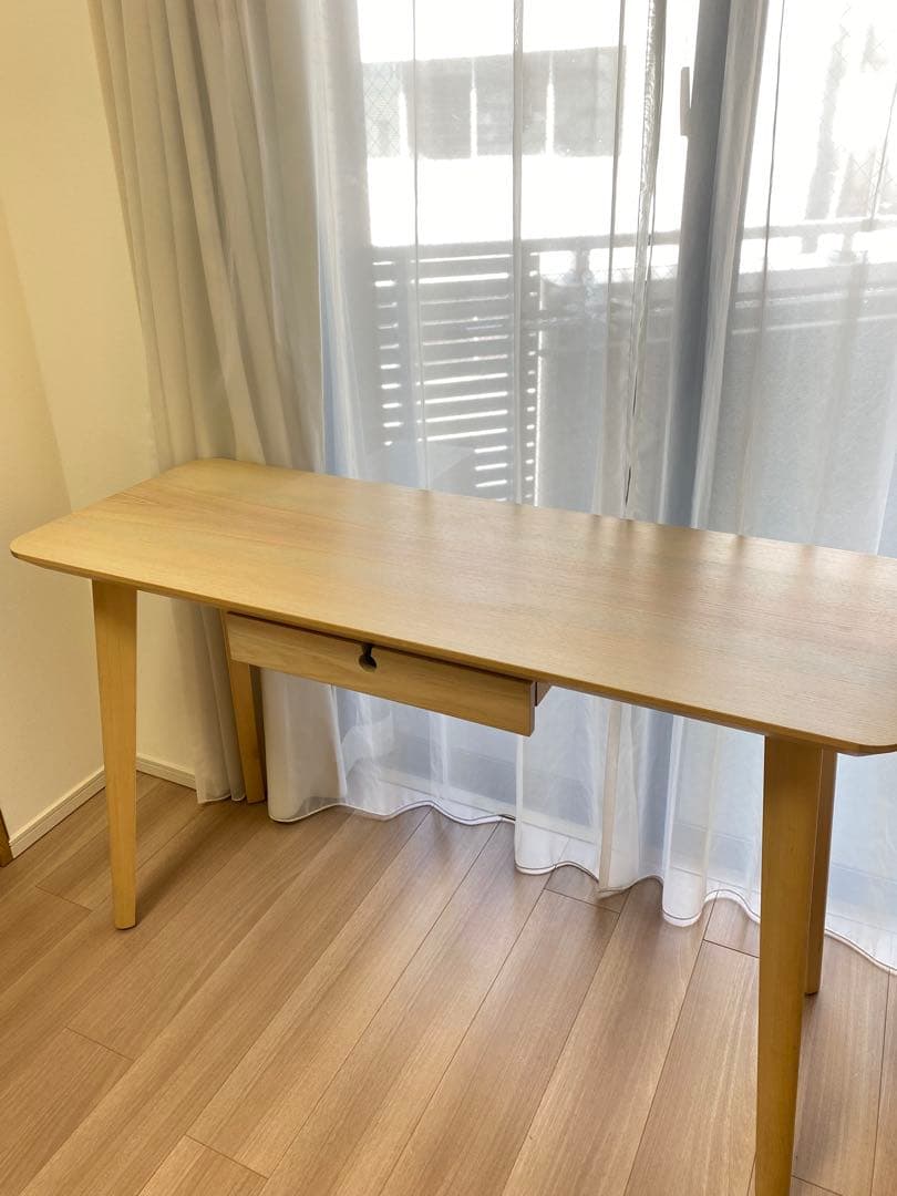 IKEA LISABO リーサボー/木製　テーブル　　Neon