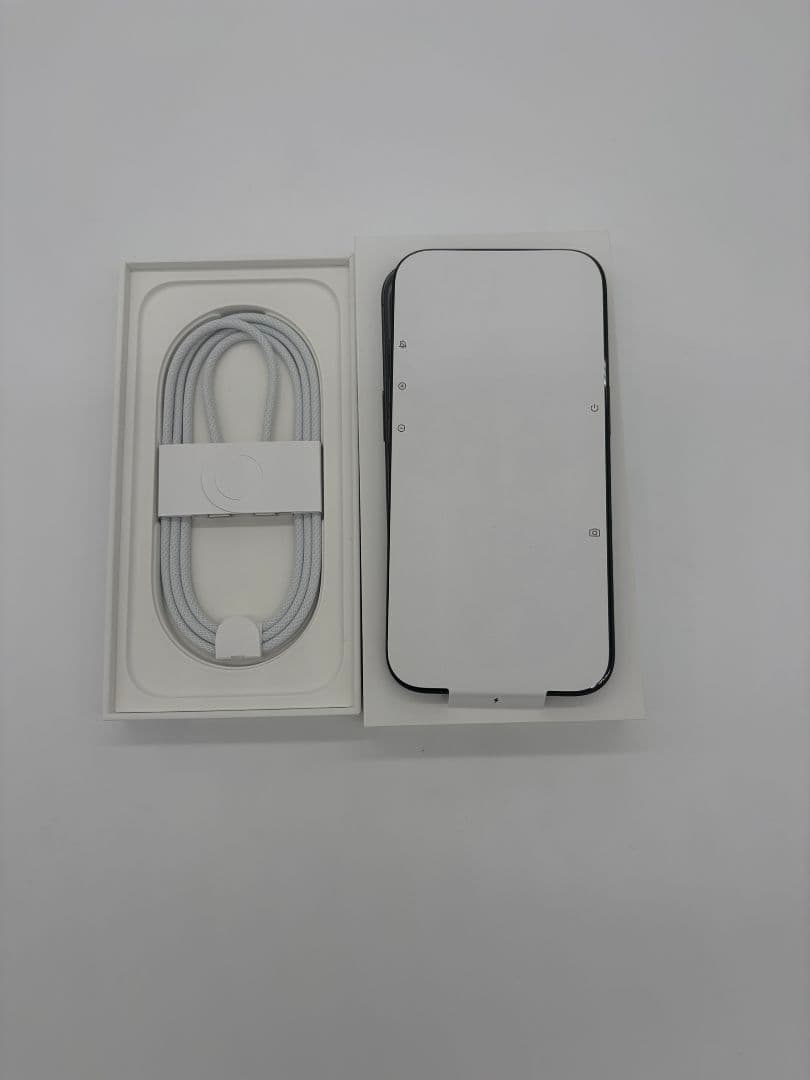 iPhone 16 128　Apple購入 SIMフリー 美品 バッテリー94％