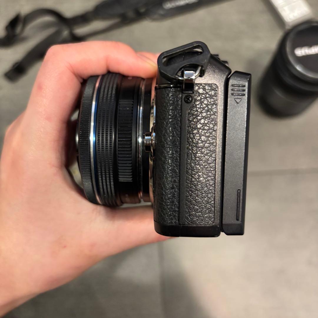 【2レンズ付】OLYMPUS PEN Lite E-PL7 ミラーレス一眼