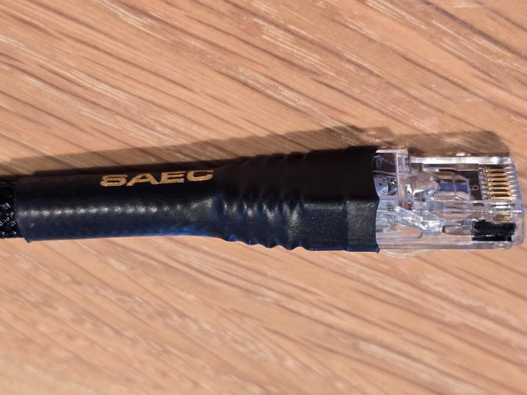 サエク SAEC SLA-500 LANケーブル 4.0m 中古美品