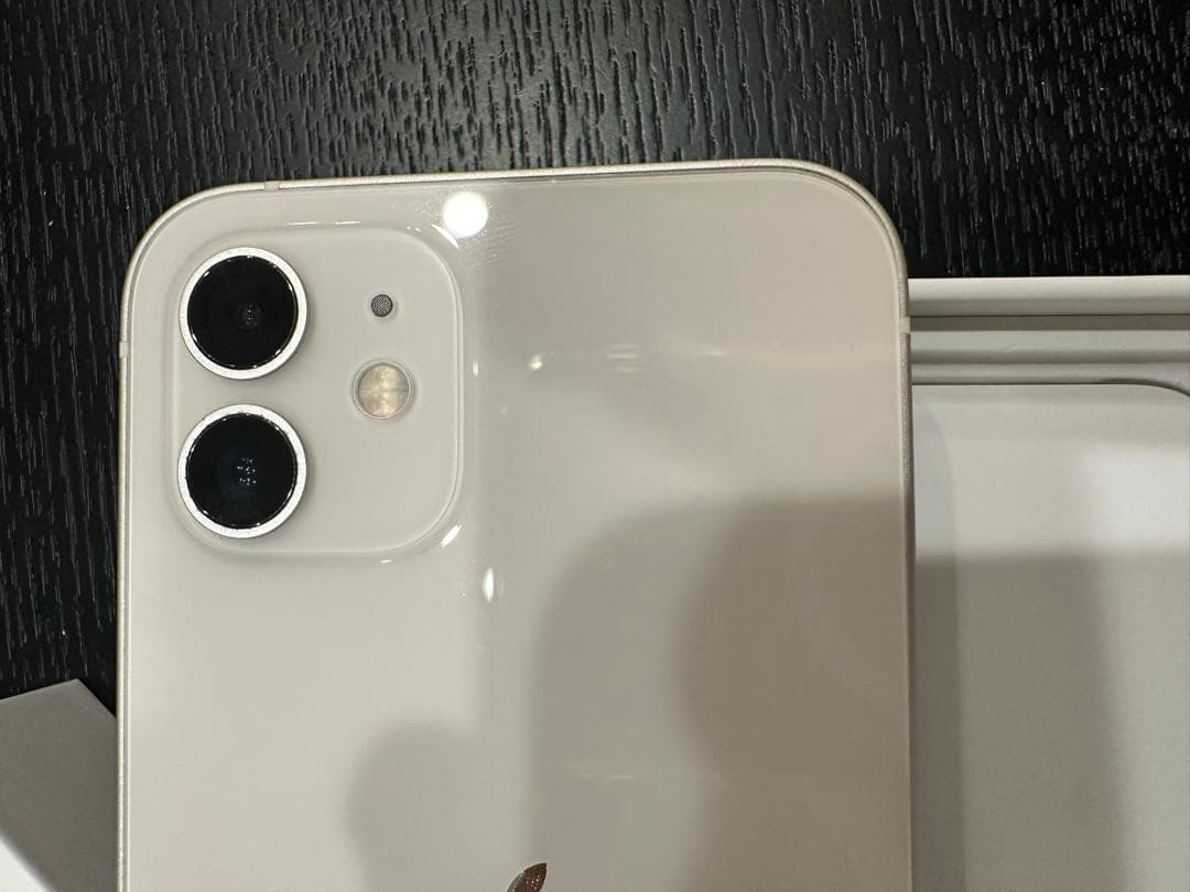 Apple iPhone 12 ホワイト 64GB 本体 充電ケーブル付き