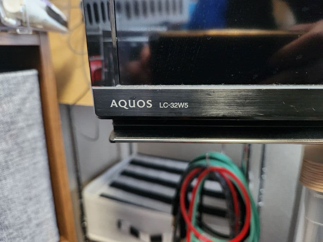 AQUOS LC-32W5 32インチ液晶テレビ