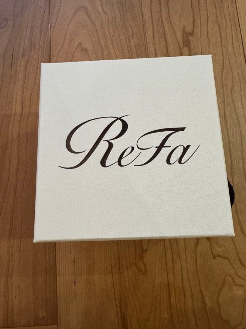 【新品未使用】リファビューテック　ヘッドスパ　ホワイト