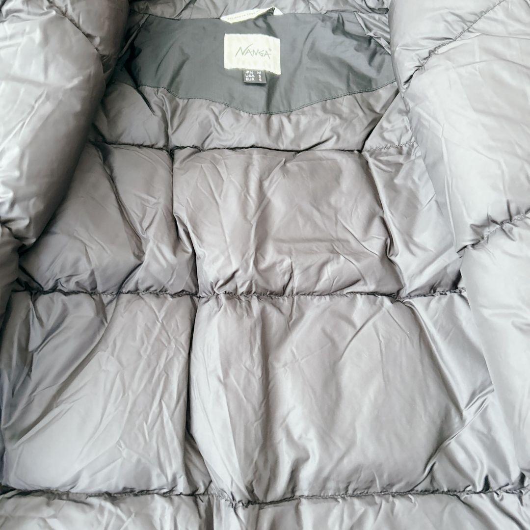 現行 NANGA ナンガ オーロラダウンジャケット フード ブラック 胸ロゴ 黒