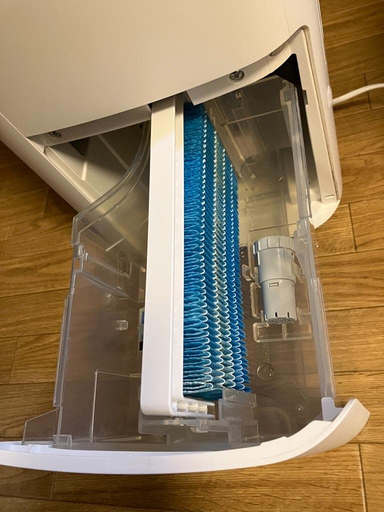 【期間限定値下げ】SHARP 加湿除湿・空気清浄機 KI-ND50-W