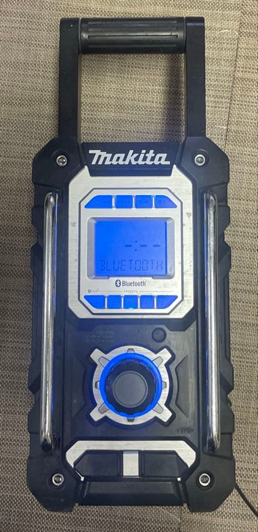 マキタ　MAKITA 現場ラジオ　MR106