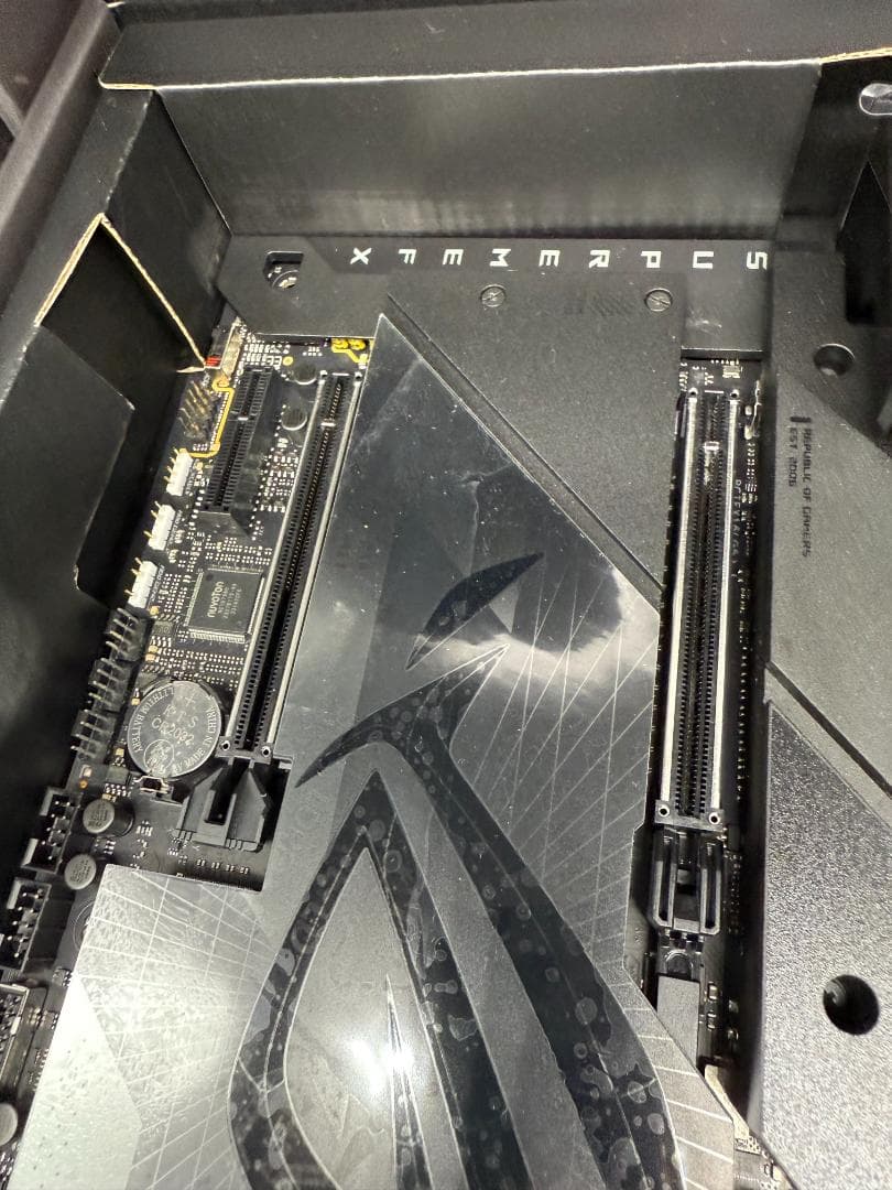 マザーボード ROG MAXIMUS Z790 DARK HERO