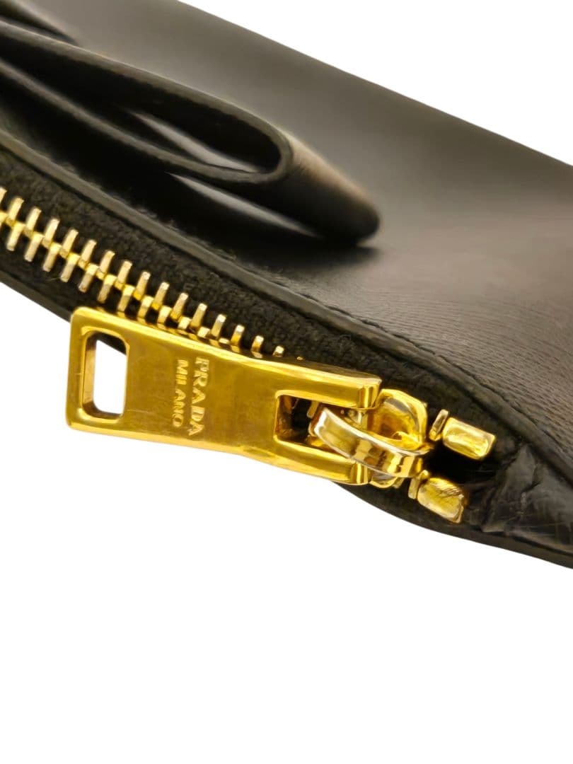 PRADA♡プラダ♡リストレット♡リボンクラッチバッグ♡サフィアーノ