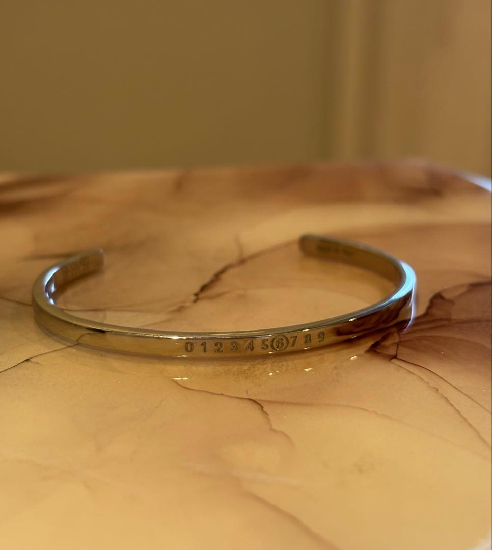 MM6 Maison Margielaシルバーバングル