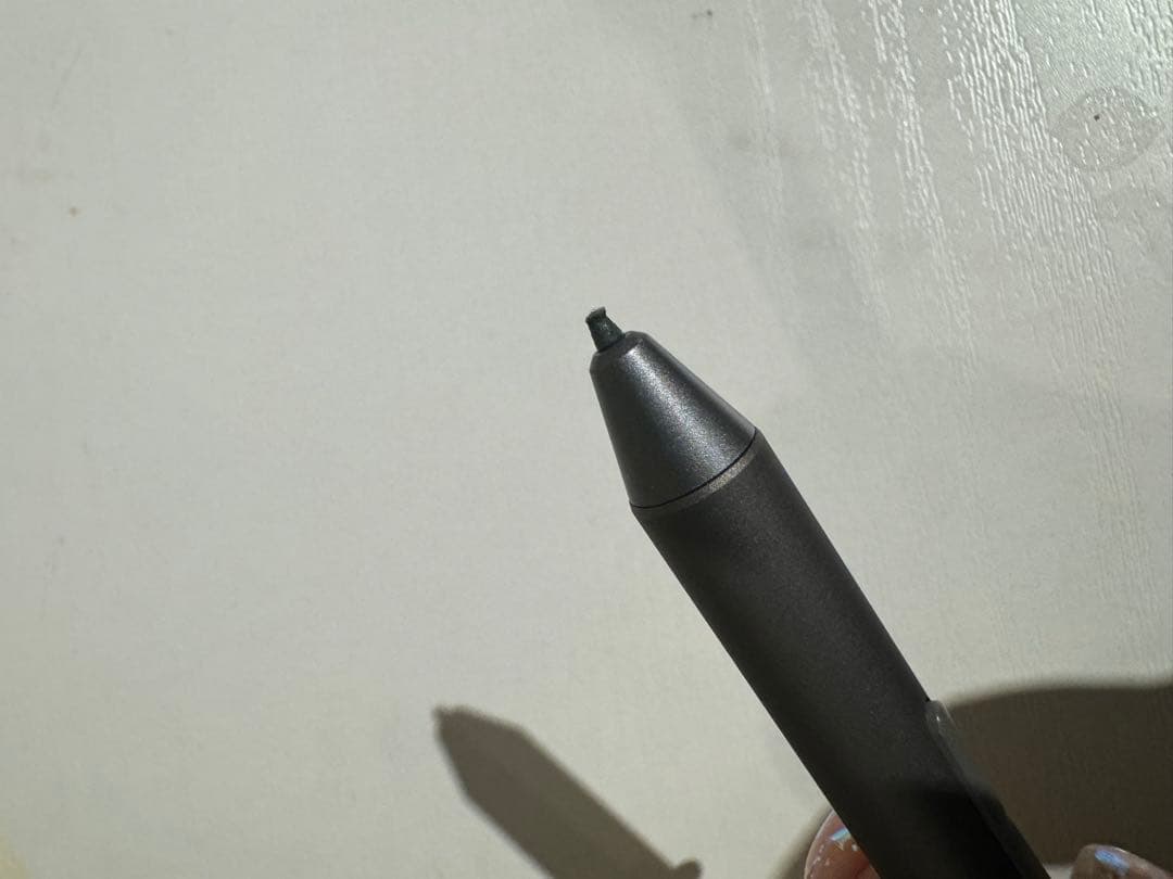 QUADERNO、Fujitsu製の電子ペーパー　第一世代です