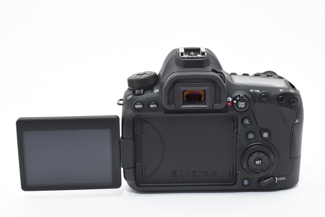 Canon EOS 6D Mark II / Canon EF 75-300㎜