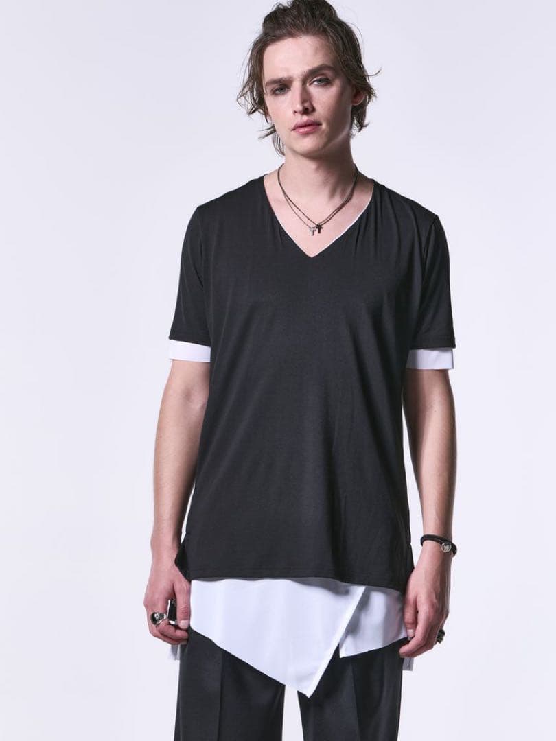 SlitHemLayeredT-Shirt / スリットレイヤードTシャツ