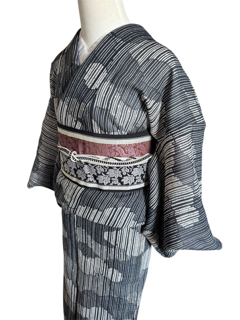 絹紅梅　夏着物　浴衣　雲取り　モノトーン