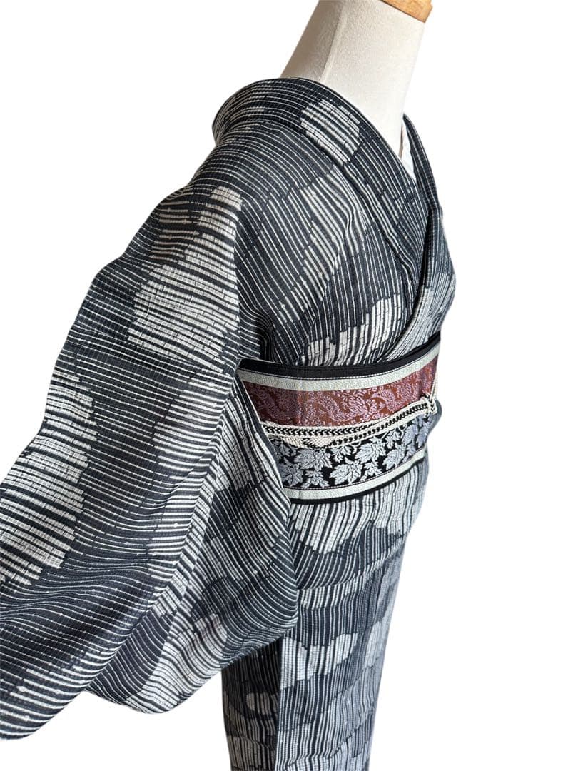 絹紅梅　夏着物　浴衣　雲取り　モノトーン