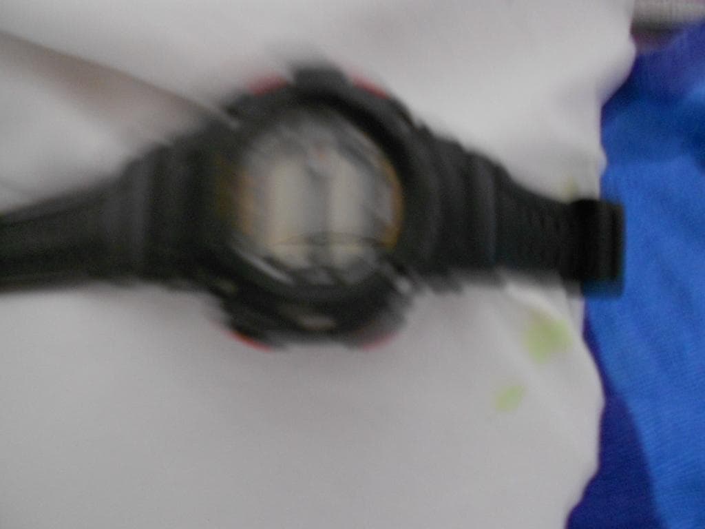 Gショック３台　2台動作確認　１台ベルト切れ