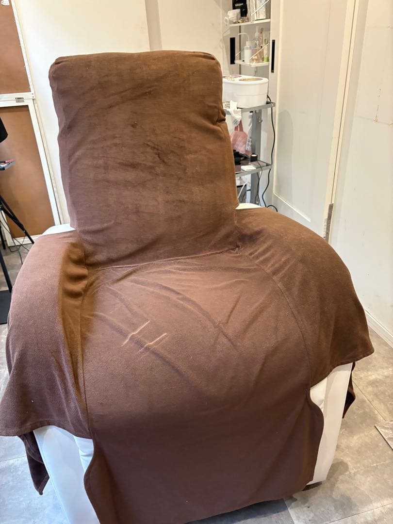 電動施術チェア SISTA-シスタ-ホワイト 【取引成立商品】