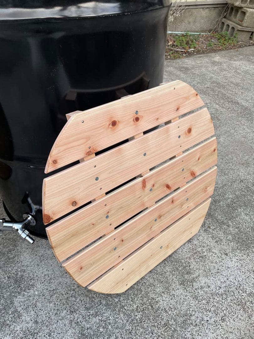 ドラム缶風呂 排水蛇口とすのこ付き NEWモデル✨